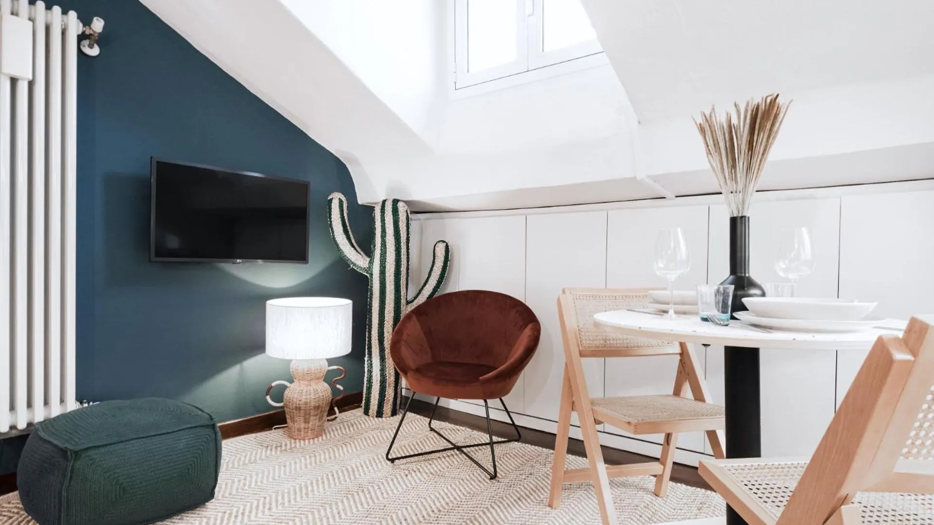 Apartment Easylife - Appartamento Di Design In Porta Venezia Milan Italy